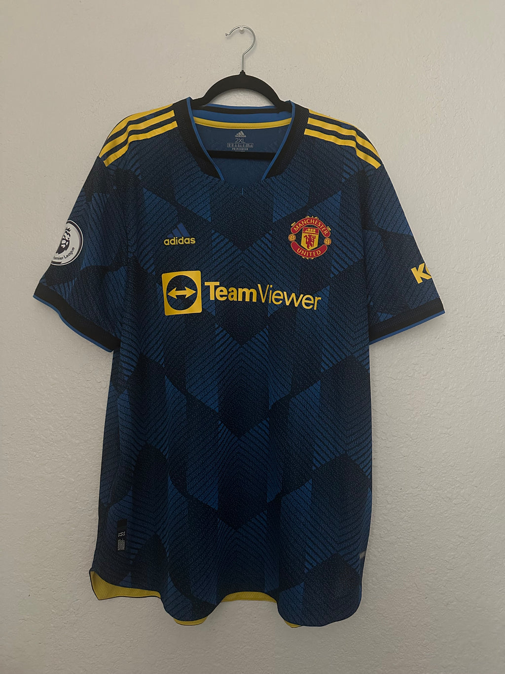 Manchester United ‘Cristiano Ronaldo’ 2021-22 Third Jersey Authentic (2XL)