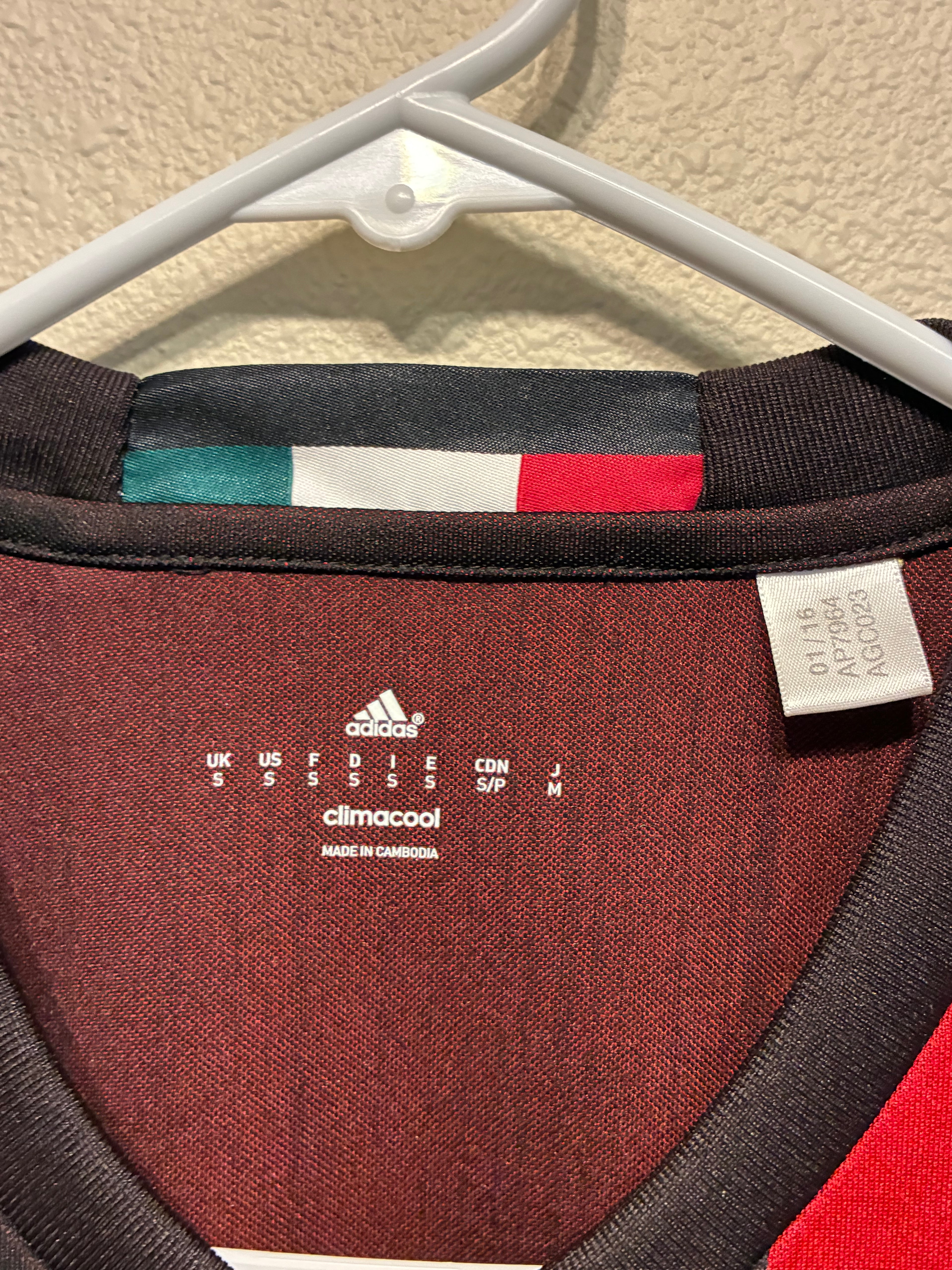 AC Milan 2016-17 Home Jersey (S)