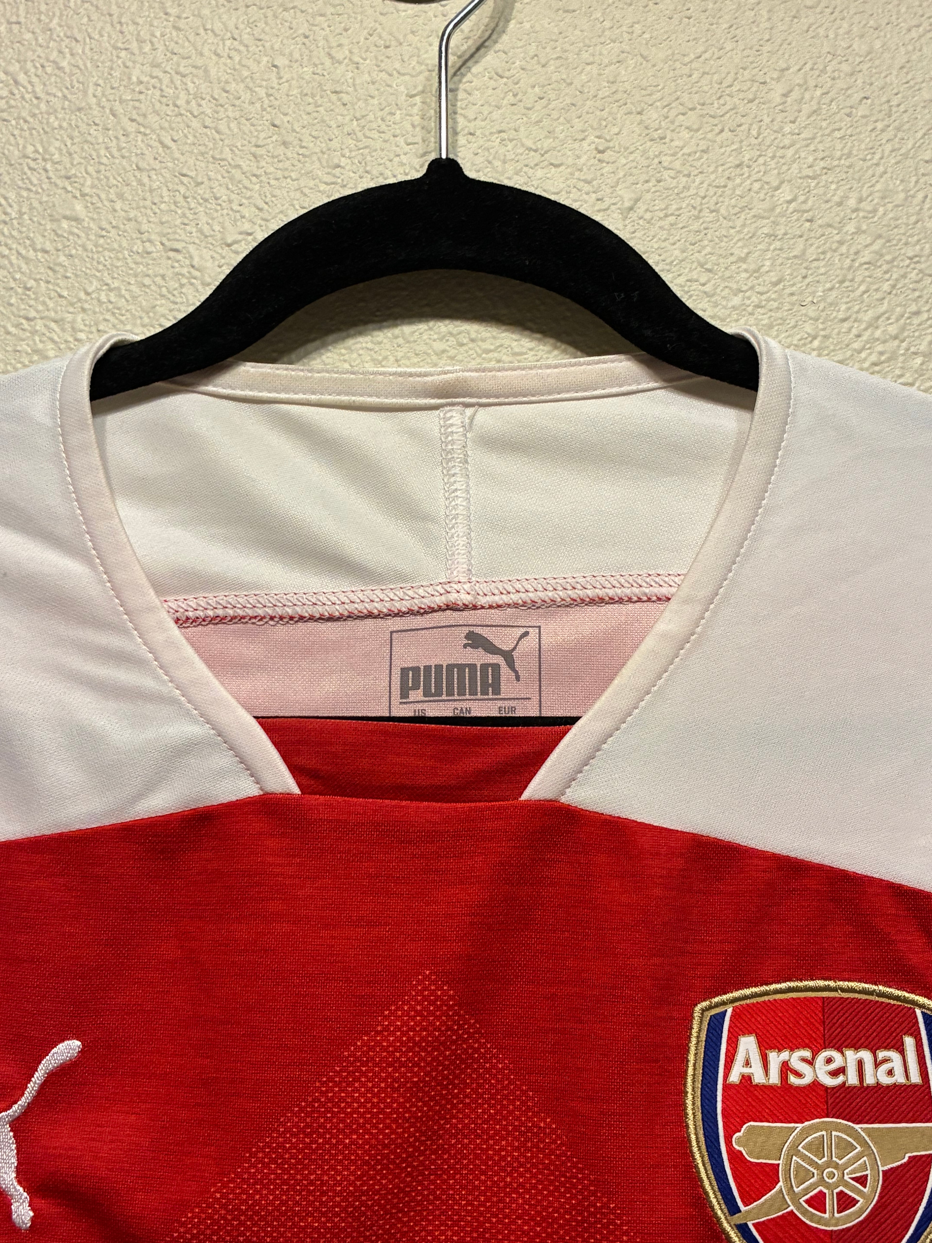 Arsenal 2018-2019 Home 'Mesut Ozil' Jersey (M)