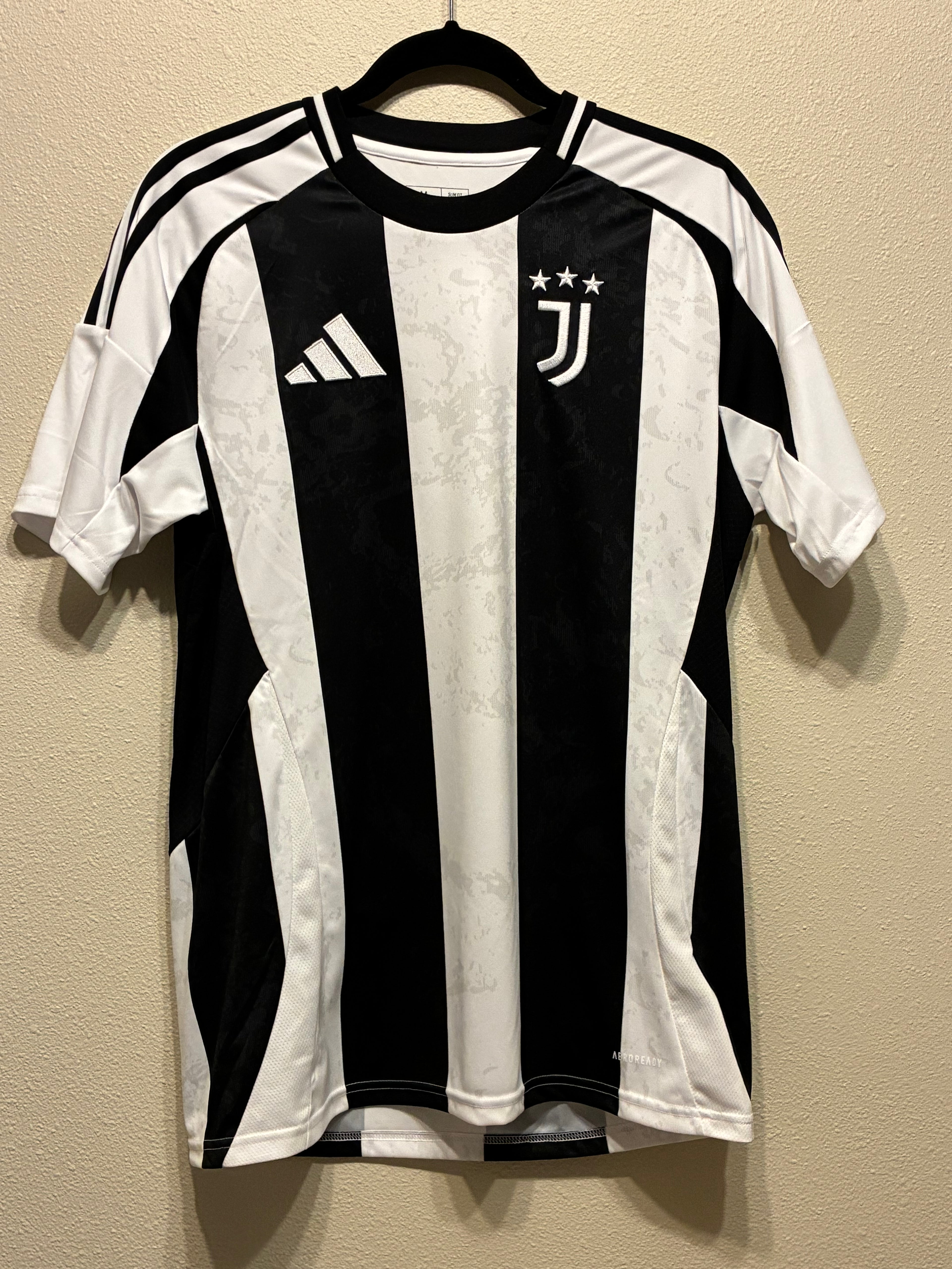 Juventus 2024-2025 Home Jersey (M)