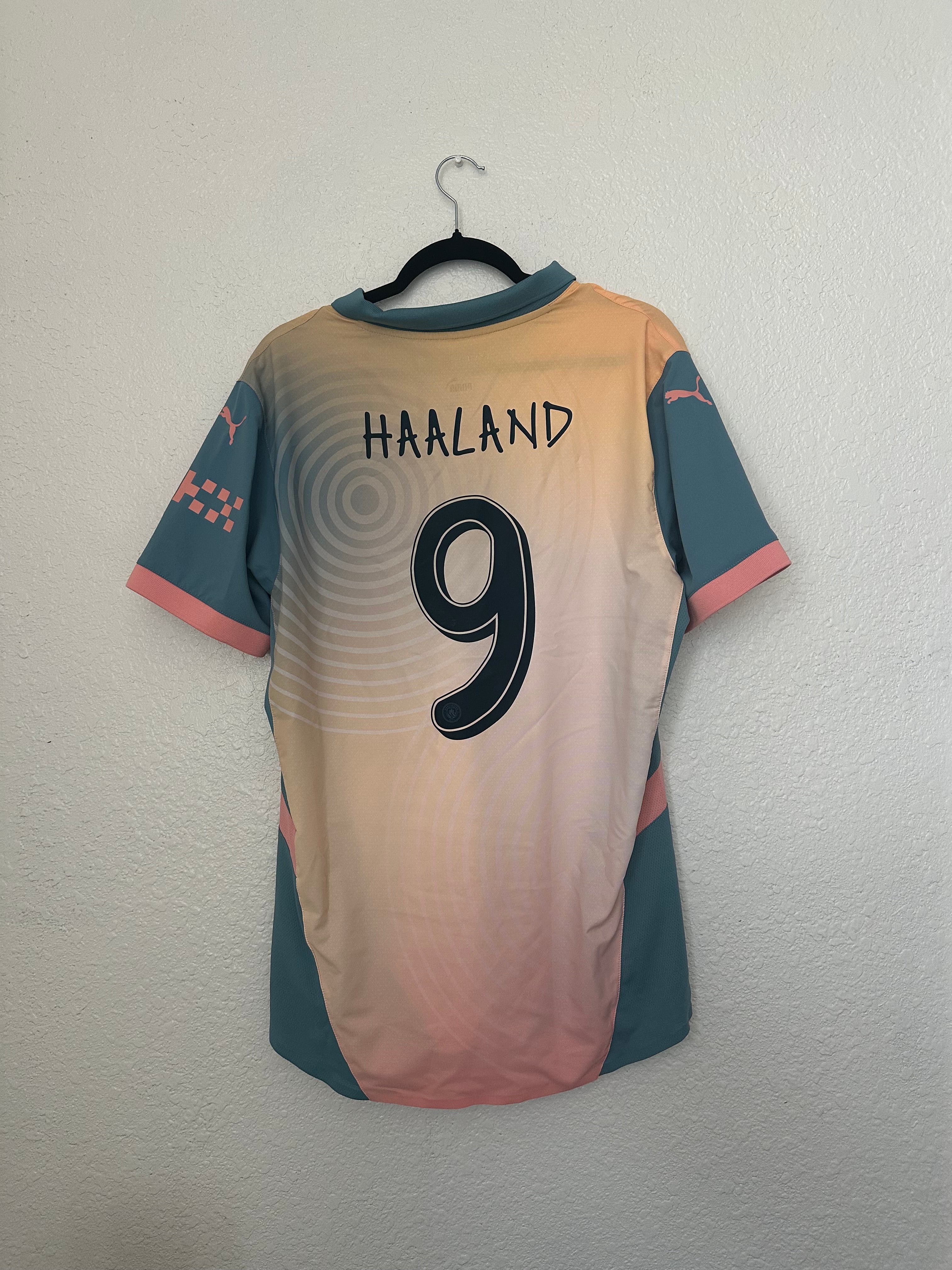 Manchester City 2024-2025 'Erling Haaland' Fourth Jersey AUTHENTIC (XL)