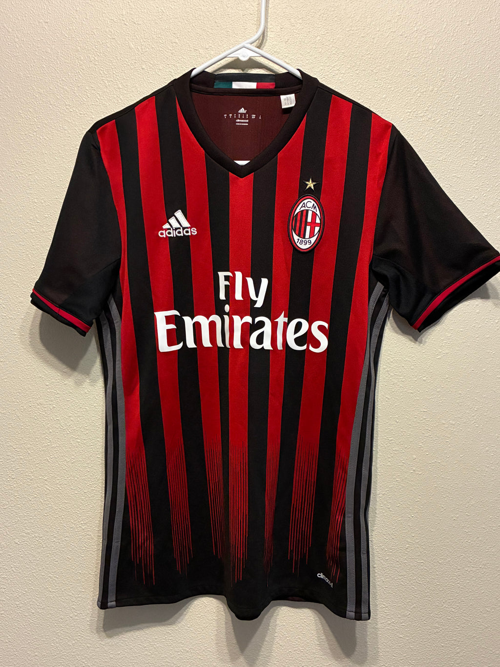 AC Milan 2016-17 Home Jersey (S)