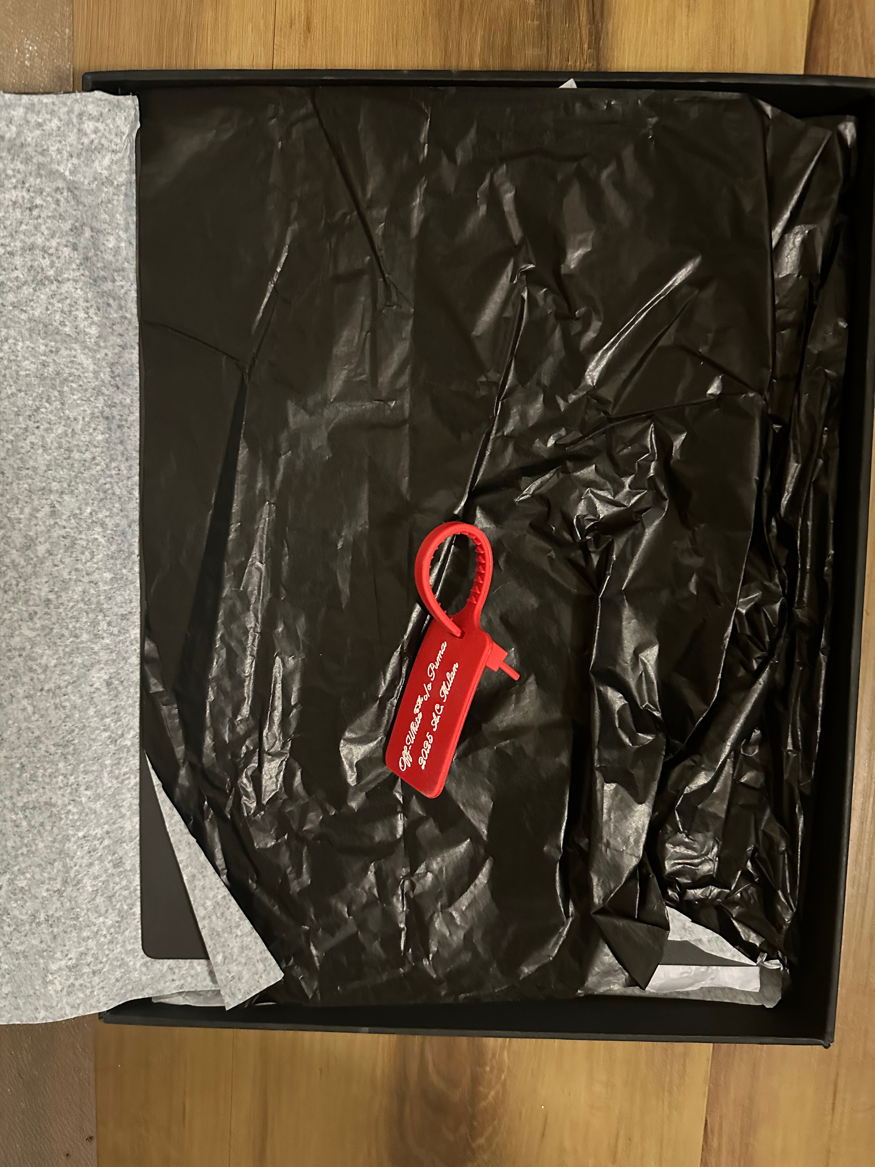 AC Milan x OFF-White 2024-2025 Home AUTHENTIC 'Rafael Leao' Jersey (L)