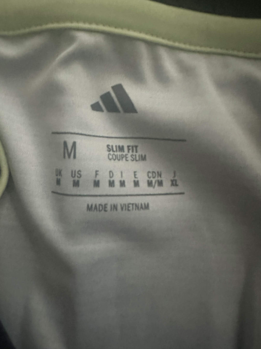 Real Madrid 'Vini Jr' 2025-2026 Away L/S Jersey (M)